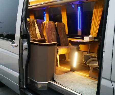 Mercedes Sprinter 19 Seater 