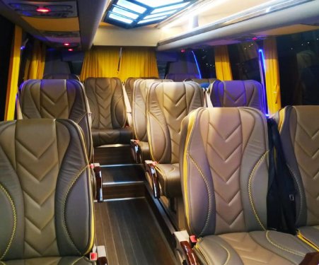 Mercedes Sprinter 19 Seater 